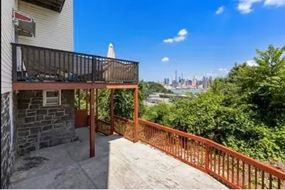 5 Oak St #7, Weehawken, NJ 07086 - Photo 11