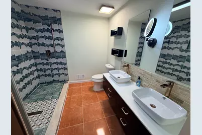 31 Locust St, Jersey City, NJ 07305 - Photo 13