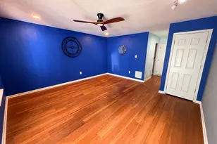 31 Locust St, Jersey City, NJ 07305 - Photo 15