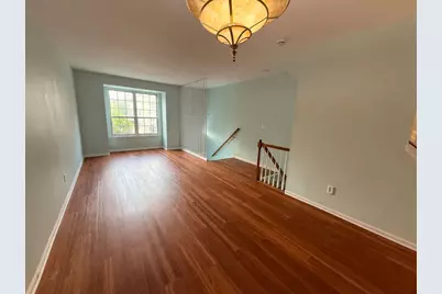 31 Locust St, Jersey City, NJ 07305 - Photo 3