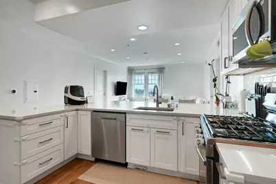 7716 Kennedy Blvd #3E, North Bergen, NJ 07047 - Photo 5