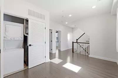 974 Summit Ave #406, Jersey City, NJ 07307 - Photo 15