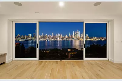 58 King Ave, Weehawken, NJ 07086 - Photo 5