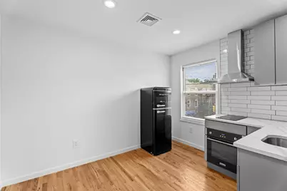 695 Summit Ave #3B, Jersey City, NJ 07306 - Photo 3