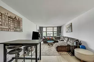 7002 Blvd E, Guttenberg, NJ 07093 - Photo 3