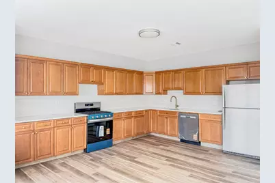 729-731 Broadway #3, Bayonne, NJ 07002 - Photo 3