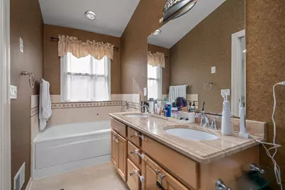 397 Kingston Ct, West New York, NJ 07093 - Photo 17