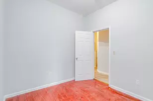 107 Grant Ave, Jersey City, NJ 07305 - Photo 7