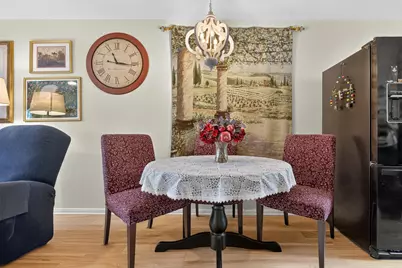 29 Parkside Lane, Bayonne, NJ 07002 - Photo 11