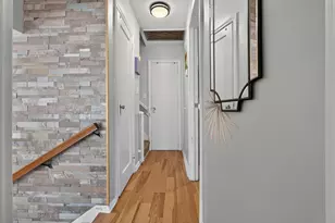 29 Parkside Ln, Bayonne, NJ 07002 - Photo 15