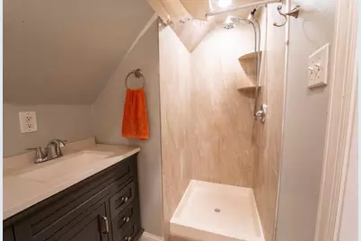 34 West 40th St #3, Bayonne, NJ 07928 - Photo 9