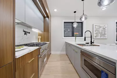 24 Lincoln St #1, Jersey City, NJ 07307 - Photo 5