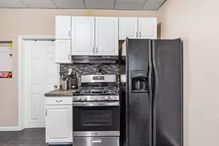 119 W 21st St, Bayonne, NJ 07002 - Photo 9