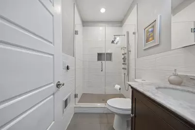 205 Jewett Ave, Jersey City, NJ 07304 - Photo 7