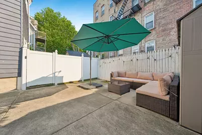 205 Jewett Ave, Jersey City, NJ 07304 - Photo 21