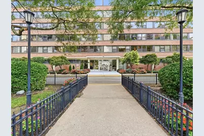 135 Montgomery St #8B, Jersey City, NJ 07302 - Photo 19