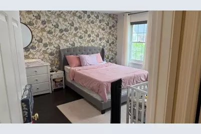 30 Holly St, Jersey City, NJ 07305 - Photo 9