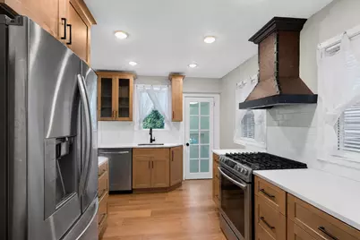 93 West 27th St, Bayonne, NJ 07002 - Photo 11