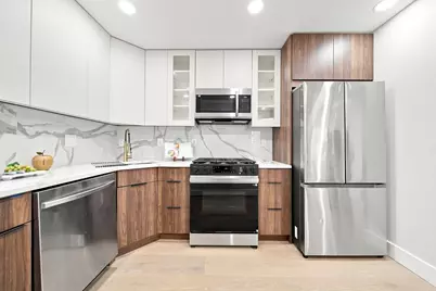 181 Webster Ave, Jersey City, NJ 07307 - Photo 21