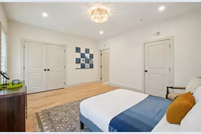 121 Clinton Ave, Jersey City, NJ 07304 - Photo 19