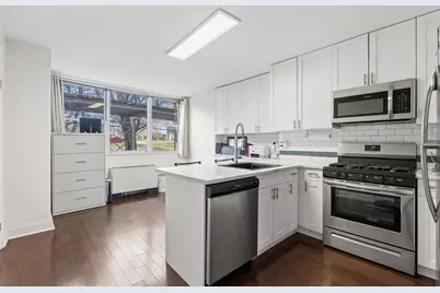 6040 Blvd East #L3, West New York, NJ 07093 - Photo 1