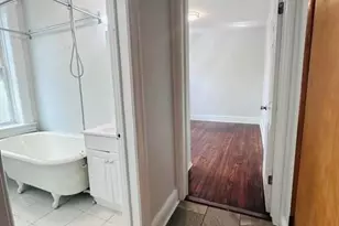 265 Avenue B, Bayonne, NJ 07002 - Photo 9