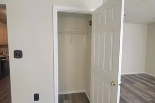 9 Cottonwood St, Jersey City, NJ 07305 - Photo 21