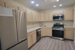 9 Cottonwood St, Jersey City, NJ 07305 - Photo 15