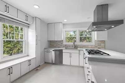 6 Grand Cove Way #6, Edgewater, NJ 07020 - Photo 15