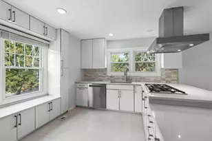 6 Grand Cove Way, Edgewater, NJ 07020 - Photo 15