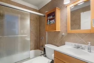 36 Perry St, Jersey City, NJ 07306 - Photo 5