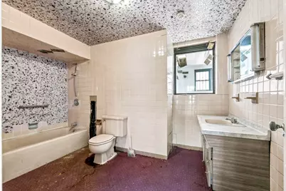37 Clinton Ave, Jersey City, NJ 07304 - Photo 31
