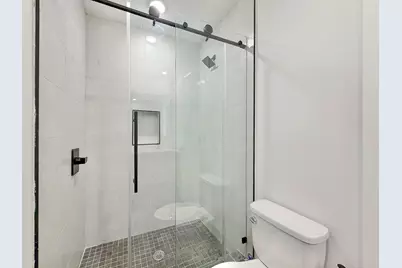 88 Bergen Ave #4, Jersey City, NJ 07305 - Photo 15