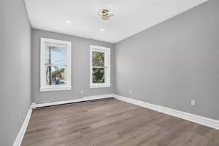 42 Hutton St, Jersey City, NJ 07307 - Photo 11