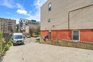 111 34th St, Union City, NJ 07087 - Photo 23