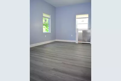 138 Bayview Ave, Jersey City, NJ 07305 - Photo 13