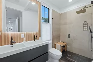 197 New York Ave, Jersey City, NJ 07307 - Photo 23