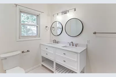 44 West 34th St, Bayonne, NJ 07002 - Photo 13