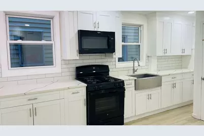 22 West 35th St #1, Bayonne, NJ 07002 - Photo 9