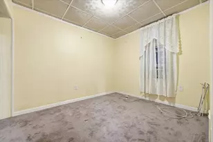 98 W 47th St, Bayonne, NJ 07001 - Photo 15