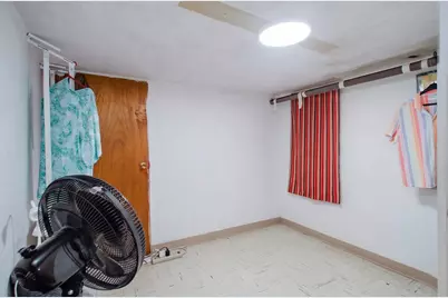 25 Romaine Ave, Jersey City, NJ 07306 - Photo 9