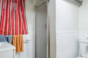 25 Romaine Ave, Jersey City, NJ 07306 - Photo 7
