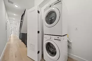115 Charles St, Jersey City, NJ 07307 - Photo 37