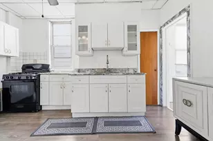 95 W 15th St, Bayonne, NJ 07002 - Photo 5