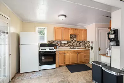 196 Custer Ave, Jersey City, NJ 07305 - Photo 7