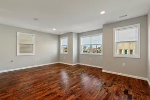 16 Herrick Ct, Bayonne, NJ 07002 - Photo 7