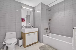 75 Park Ln S, Jersey City, NJ 07310 - Photo 15