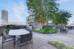 75 Park Ln S, Jersey City, NJ 07310 - Photo 29