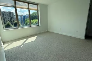 8100 River Rd, North Bergen, NJ 07047 - Photo 9