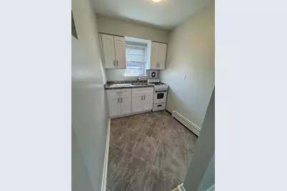 325 Essex St #E, Hackensack, NJ 07601 - Photo 5